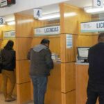 Polémica en Francia por la lentitud de la vacunación contra el Covid