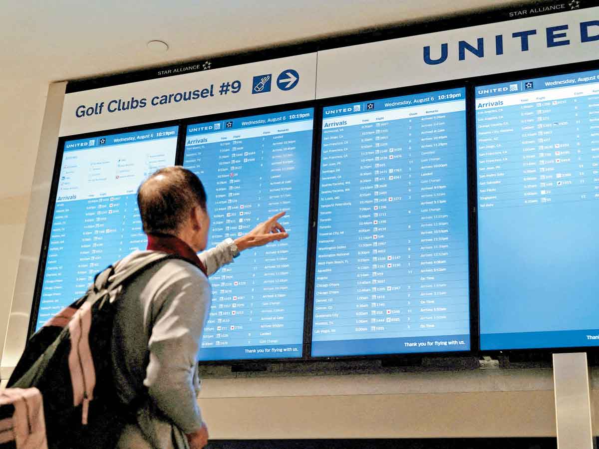 "Aviación en crisis: la rotura del flujo aéreo como consecuencia del abrupto cese de funciones gubernamentales"