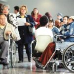 “El Zócalo Vive la Magia de Juan Gabriel: Un Homenaje Imperdible que Revive los Mejores Momentos del Concierto Histórico”